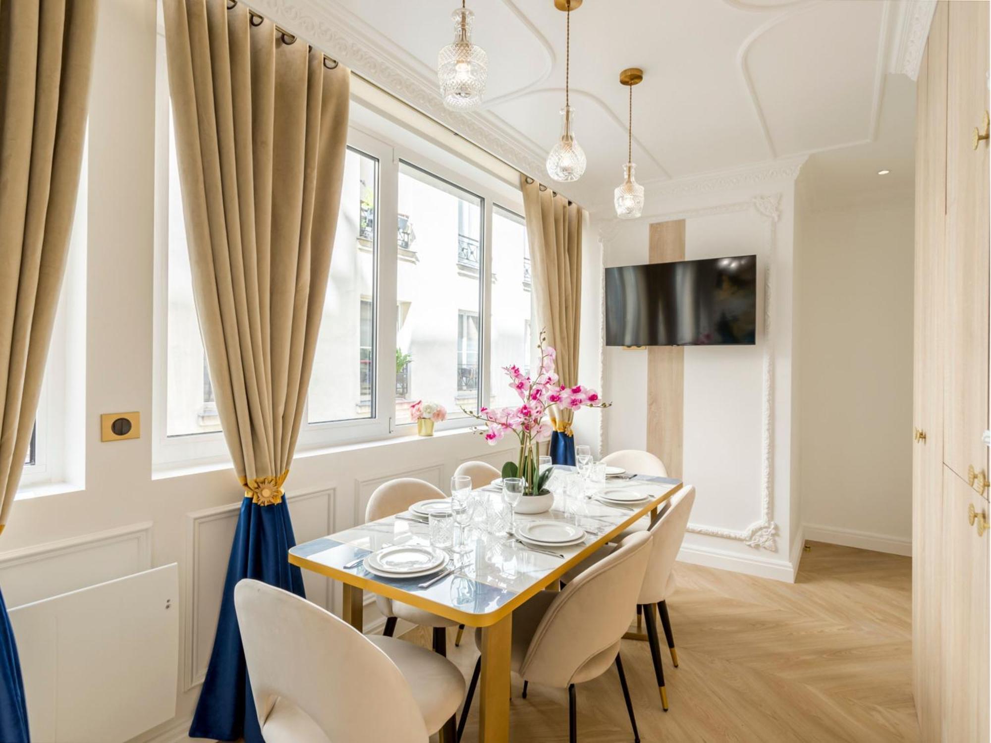Appartement Merveil - Luxury - Marais - Poissonniere